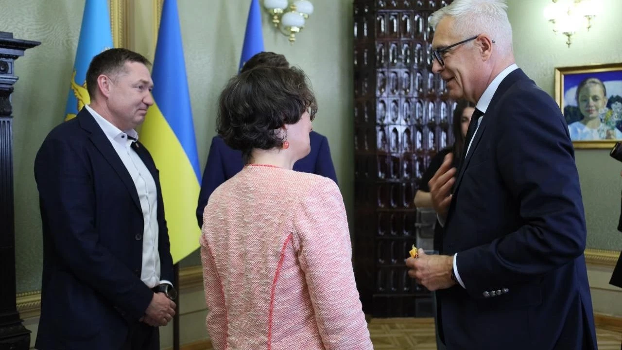 Візит солідарності: провідні словацькі політики відвідали Львівщину та військових у Superhumans