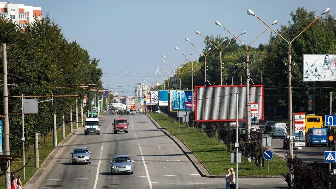 Нічний напад у Львові: грабіжник відібрав у перехожої тисячі доларів та євро