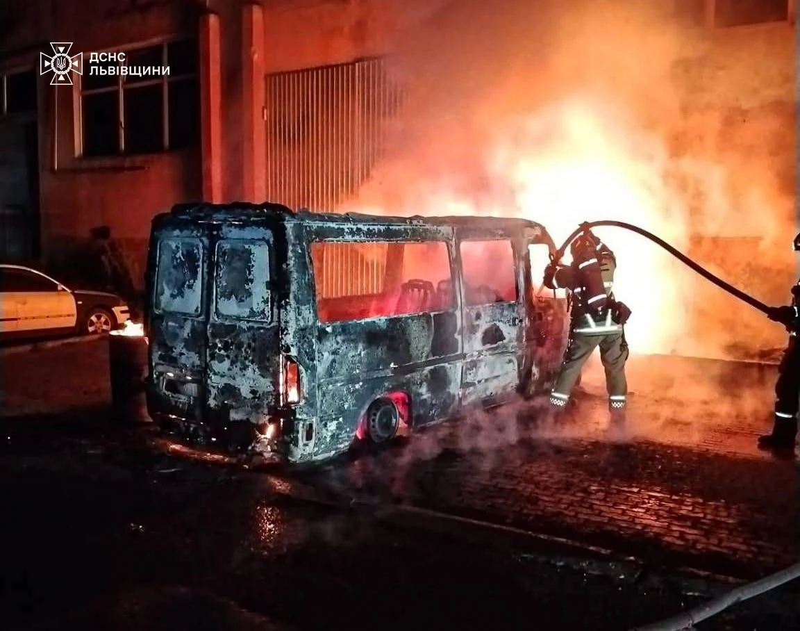 У Стрию затримали хулігана за зухвалий підпал вантажівки