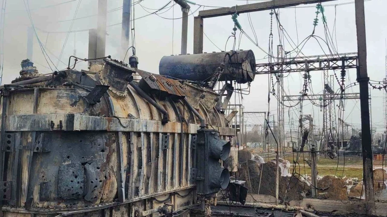 Вечірній пік та обстріли: стан енергосистеми за даними Укренерго
