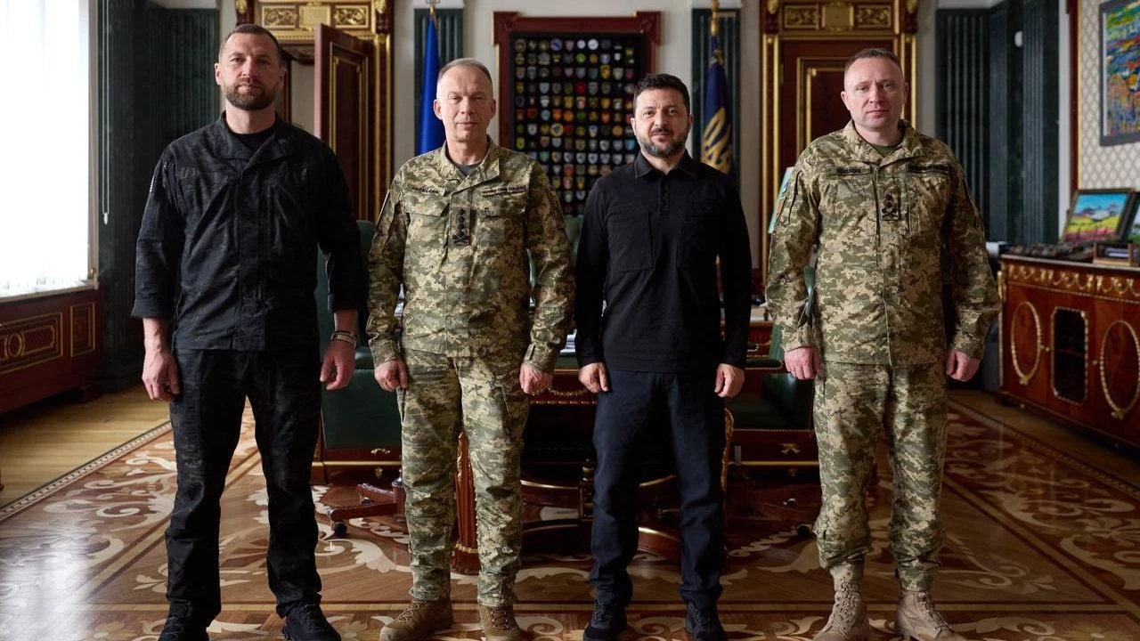 Масштабні перестановки у ЗСУ: Михайло Драпатий очолив Збройні Сили замість Олександра Сирського